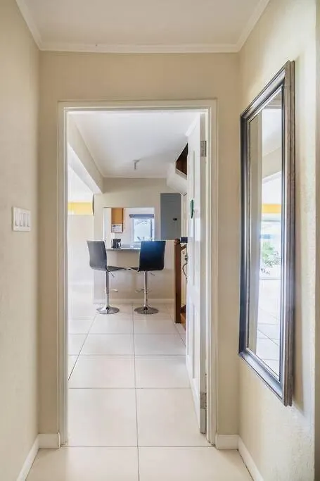 Daire Two Bedroom Suite-Beach Restaurants Shop Nightlife Montego Bay
